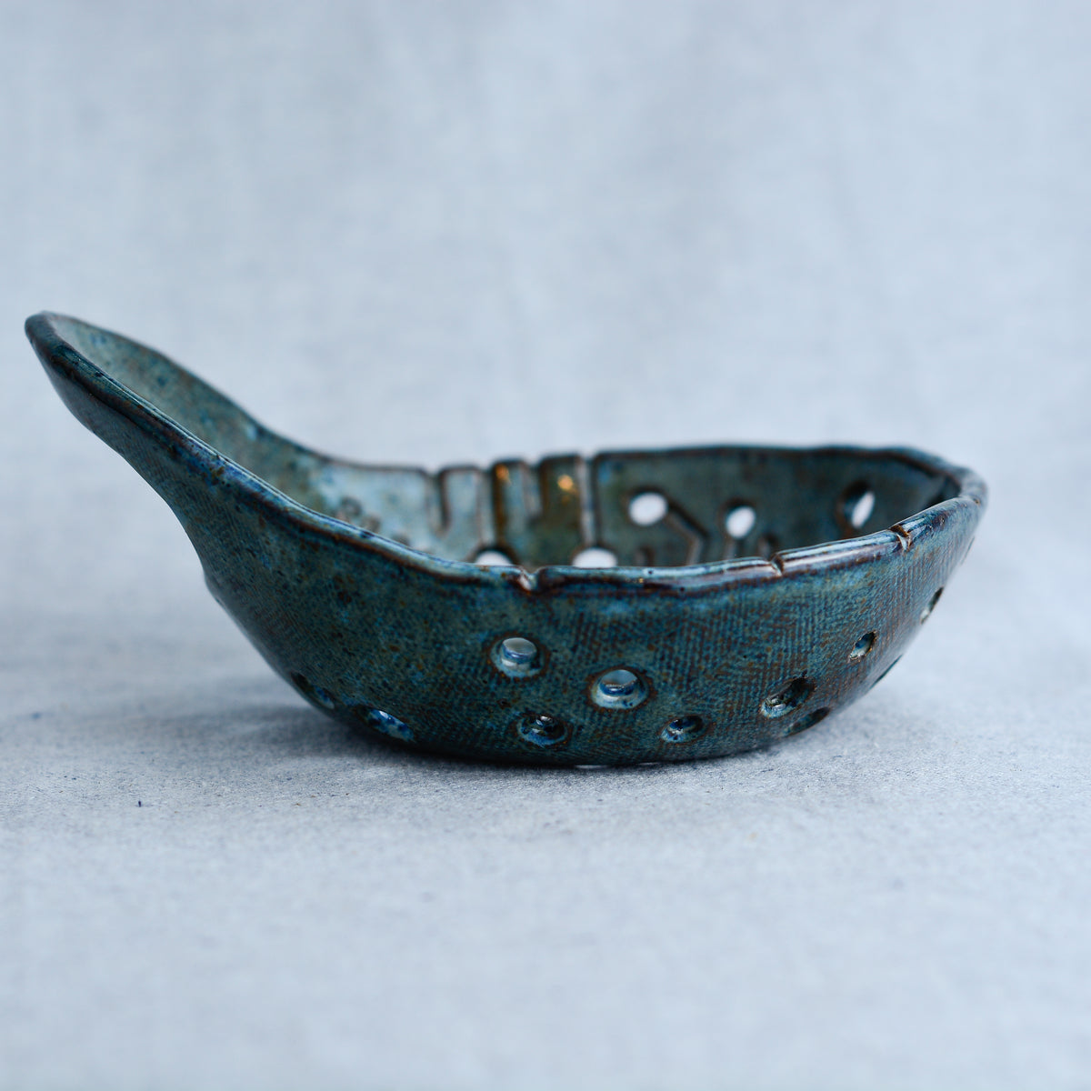 Berry Colander