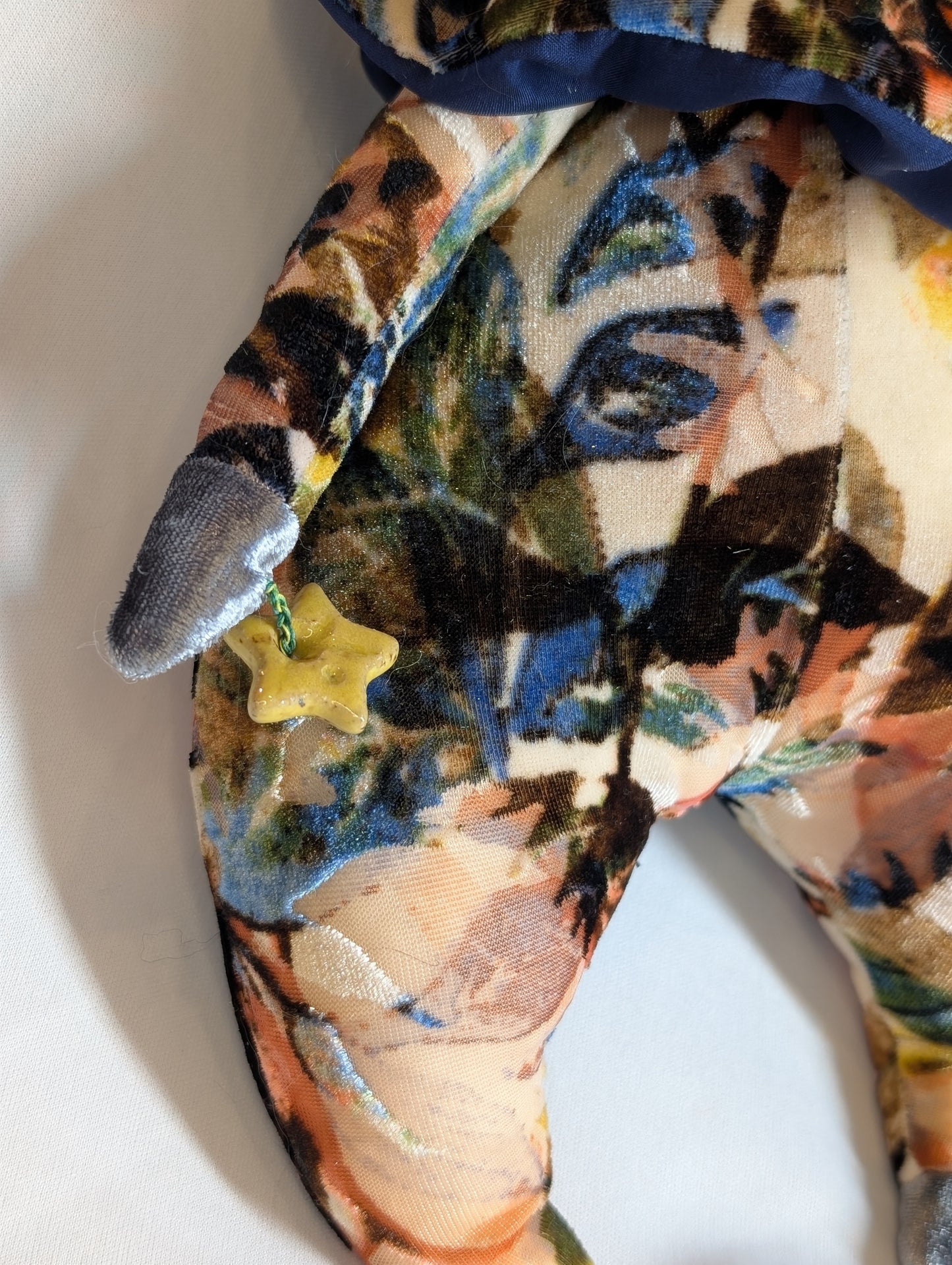 CELESTIAL BEING: LYRA