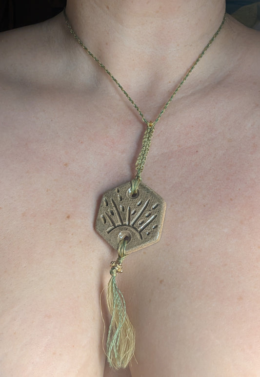 STONES & STRING: Sunrise Drop