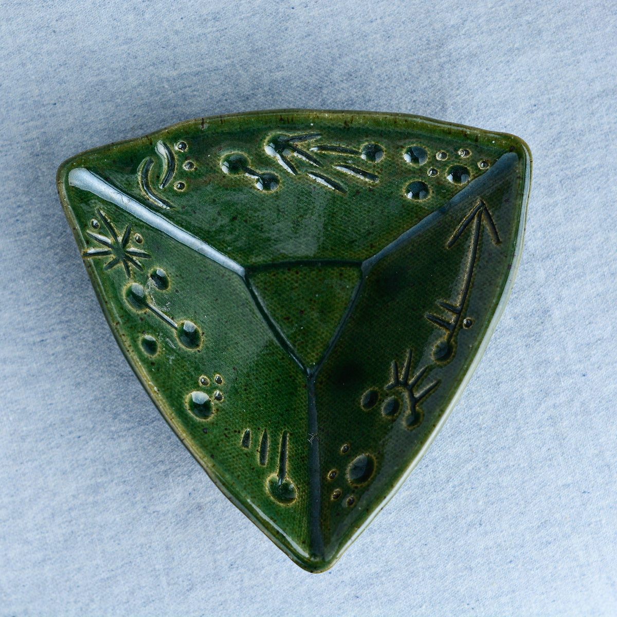 Triangle Dish