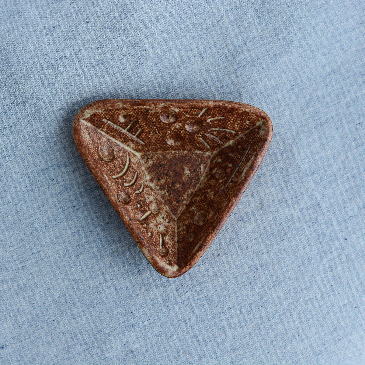 Triangle Dish